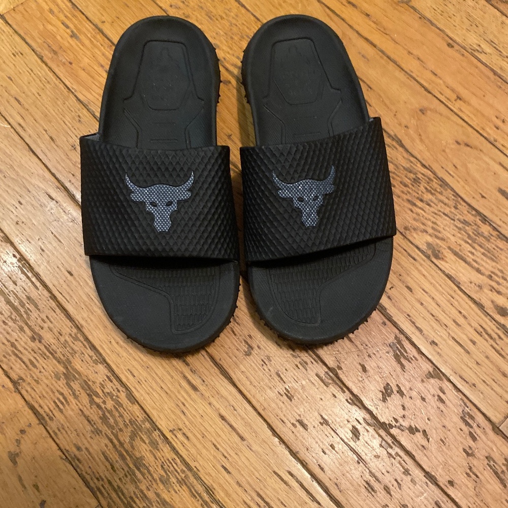 Project Rock Under Armour slides